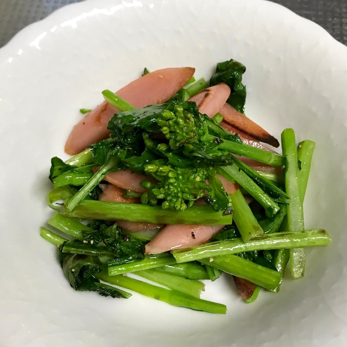 菜の花と魚肉ソーセージ炒め